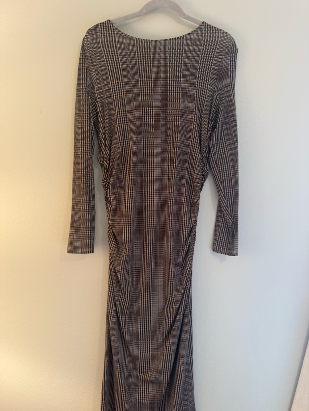Veronica beard houndstooth Ruched Waist Long Sleeve Midi Dress. - Picture 4 of 11